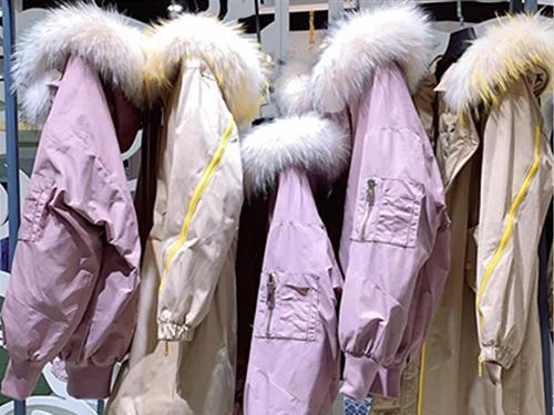 卖衣服压货是什么意思