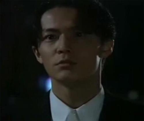 同一屋檐下为什么有阴有阳