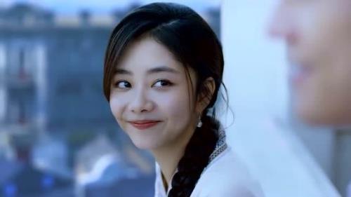 谭松韵是不是演过巴拉拉小魔仙