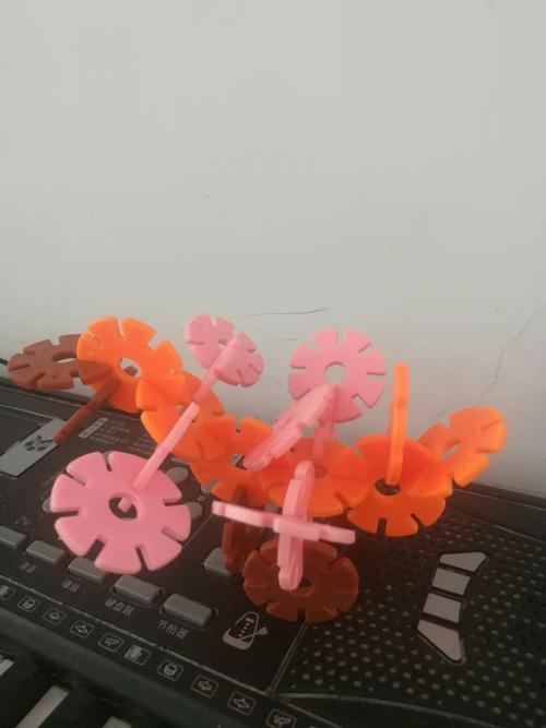 怎么用雪花片做手机