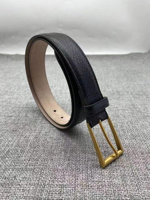 古驰皮带的正确穿法