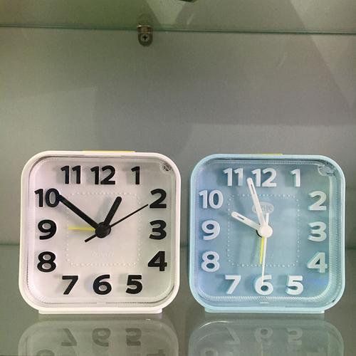 正方形闹钟有几个角