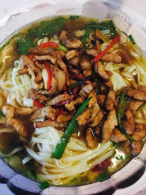 正宗河南肉丝面的做法