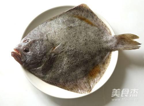 多宝鱼太大盘子装不下怎么弄