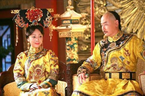 乾隆的生母是谁