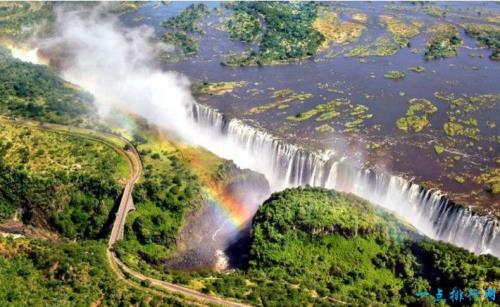 世界第一高瀑布