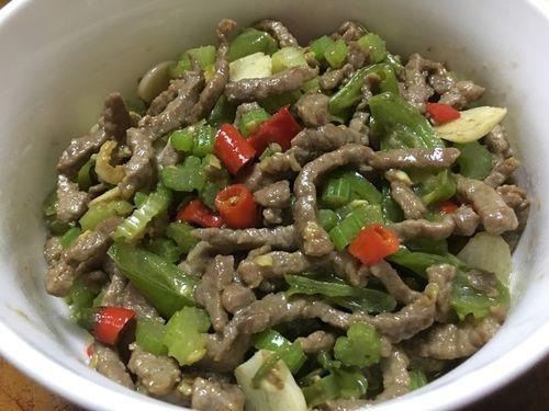 青椒炒牛肉丝怎么做