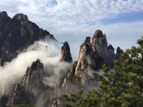 形容山上风景的句子