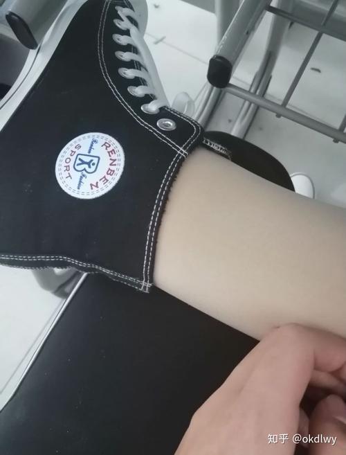 请问男生能穿光腿神器吗