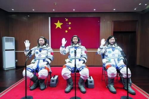 回顾神舟十四号航天历程