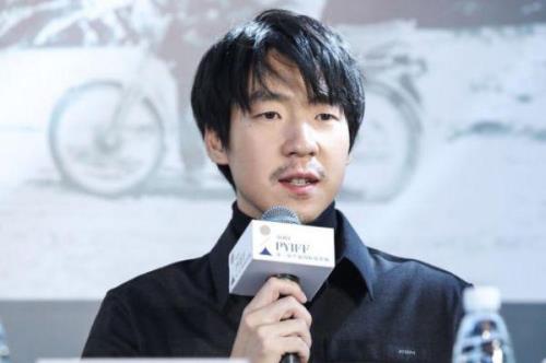 吴亮送你一朵小红花演的谁