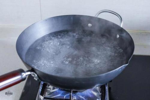 304不锈钢锅开锅正确方法