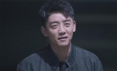 也平凡熊振男扮演者
