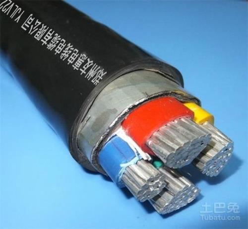 yjv22高压3*300电缆外皮烧焦还能用吗