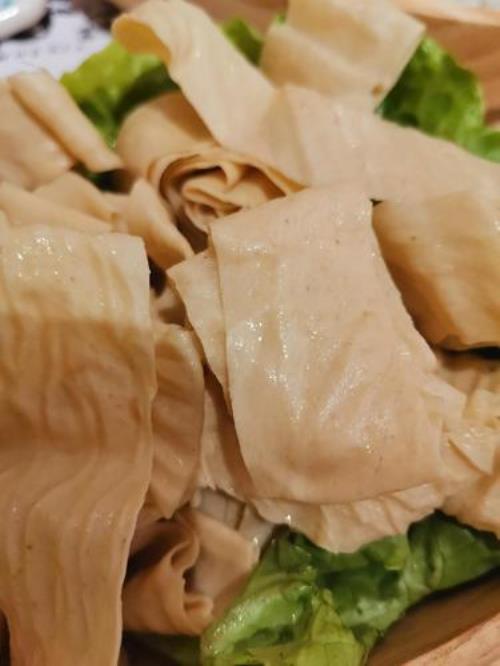 豆皮有白点了还能吃吗