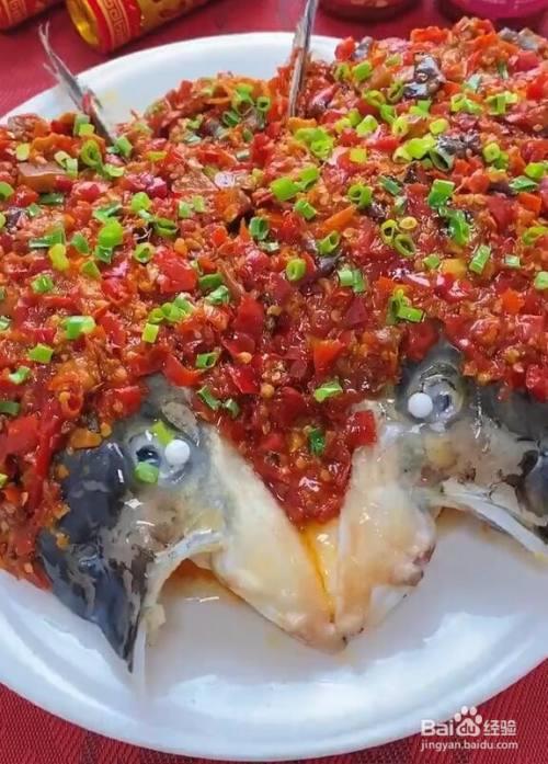 怎样做酱烧香辣胖鱼头