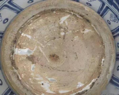 元代瓷器圈足施釉特征