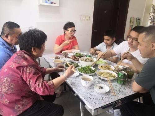 “其乐融融”是什么意思