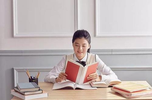 高中生选为优秀学生有什么好处