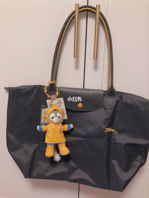 蔻驰托尼包怎样鉴定