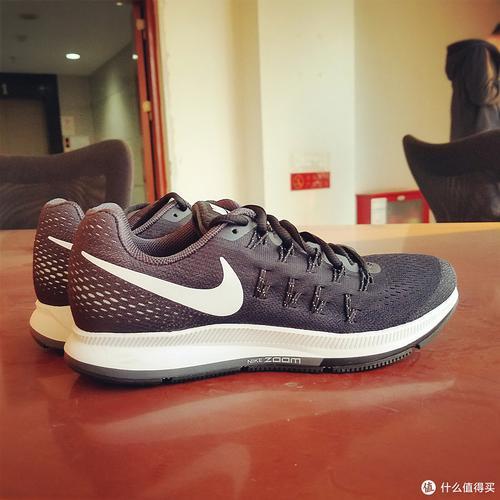 nike鞋跟凸出来的鞋叫什么