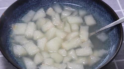 冰糖梨水的做法