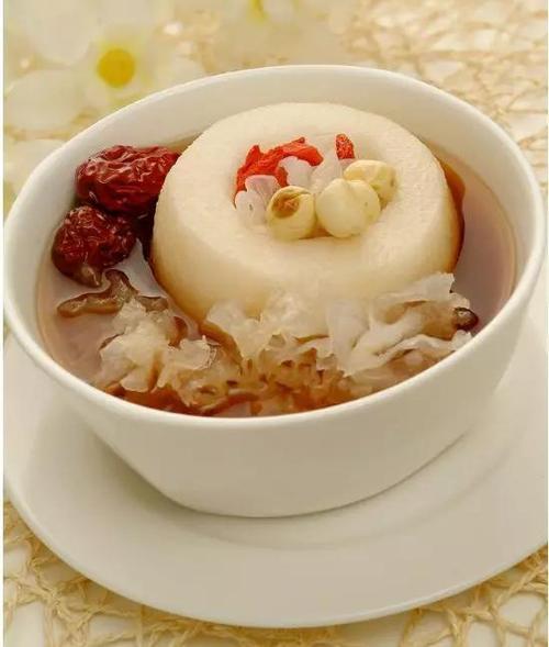 冰糖梨汤熬多长时间