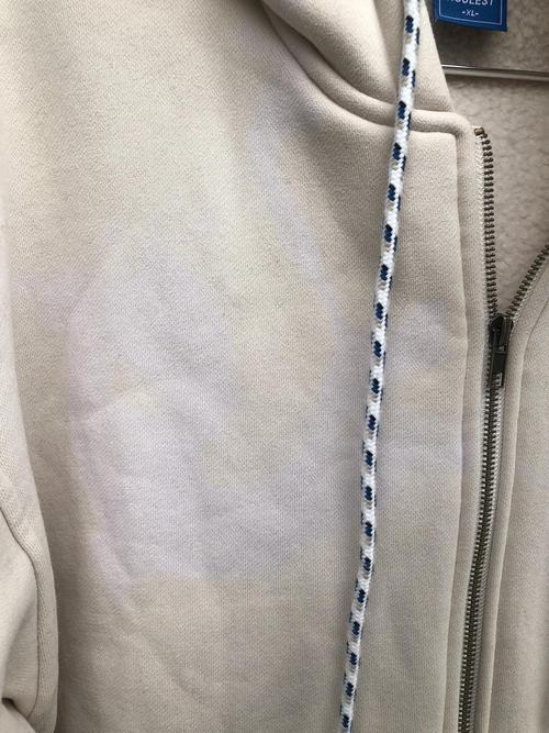 衣服褪色了怎么恢复