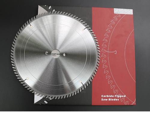 精密子母锯大小锯片是一样厚吗