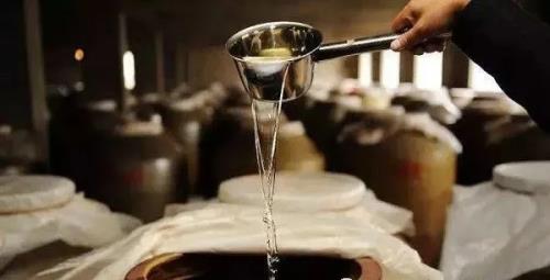 酒的密度是多少