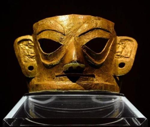 三星堆黄金面具如何解释