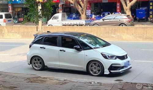 四代飞度能装195的胎吗