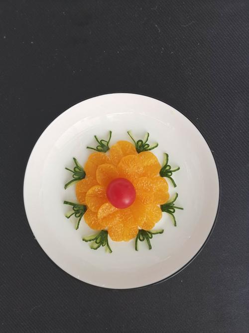 圣女果拼盘花样做法