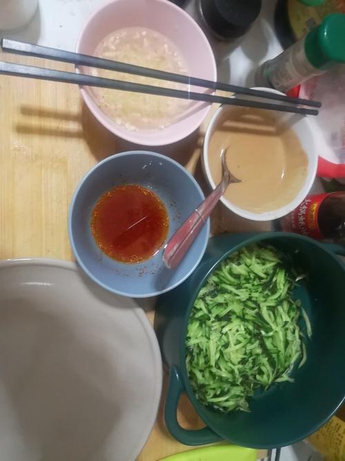 家庭凉皮调料汁最简单的做法
