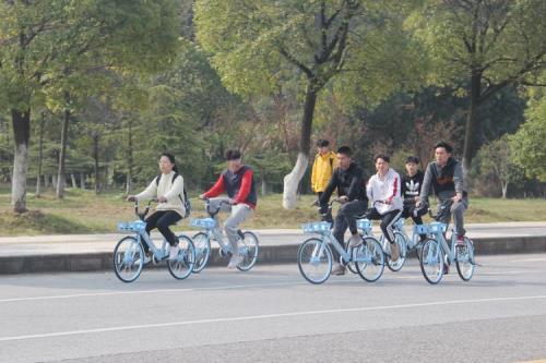 共享单车可以骑出学校吗