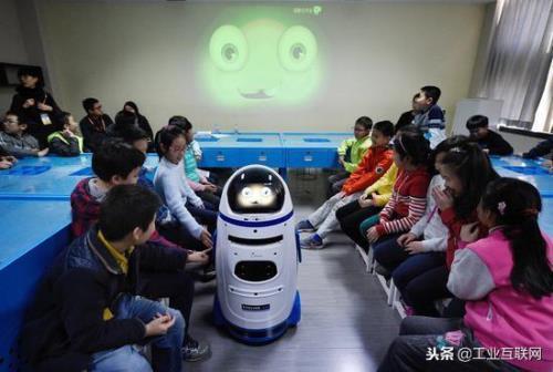 ai人工智能教学是用电脑上课吗