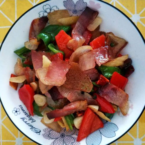 怎样炒腊肉好吃又简单