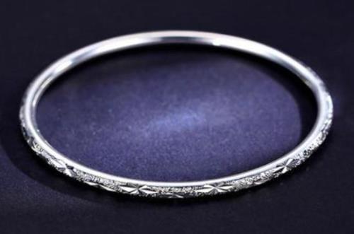 银怎么清洗才亮