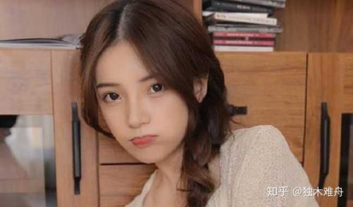 女人说这几天好热该怎么回答