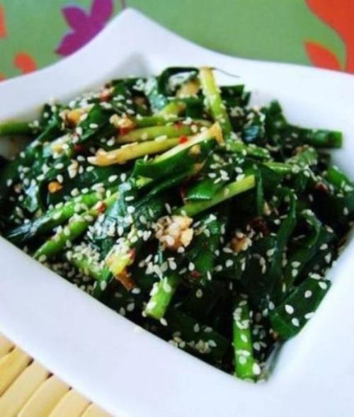韭菜水加醋的正确方法