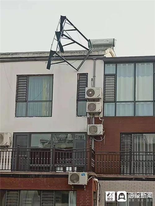 太阳能楼顶掉下砸死人谁负责