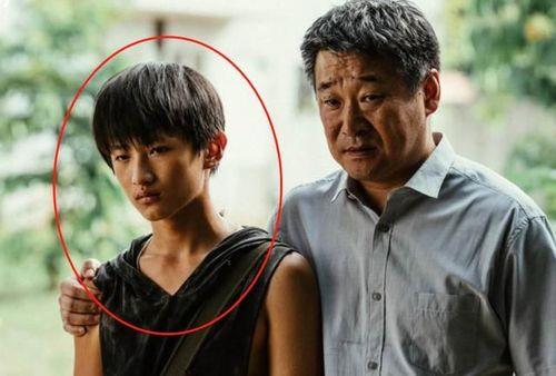 隐秘的角落男主