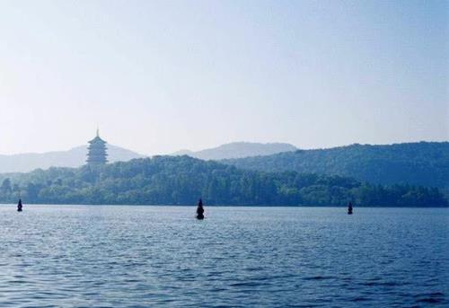 西湖的水原唱