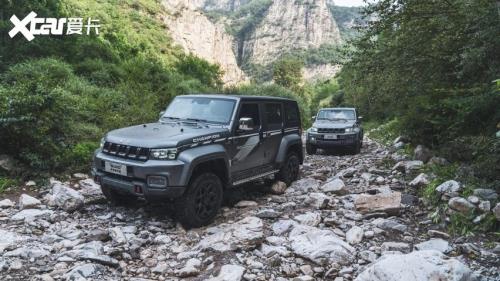 bj40环塔冠军版和刀锋有什么区别