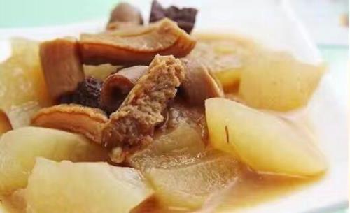 如何做出正宗的萝卜牛杂