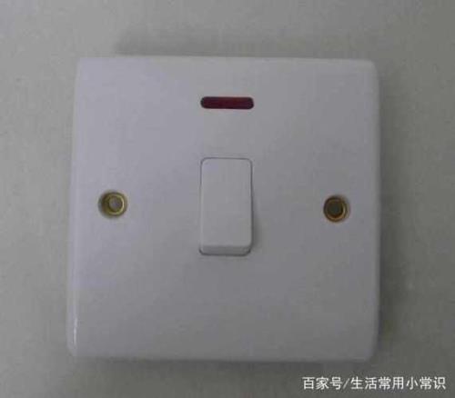 关灯后仍微亮咋解决