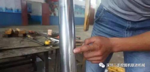 小四轮液压锁漏油