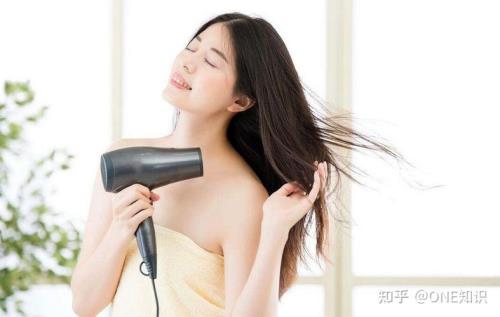 冬天不吹头发自然干好吗