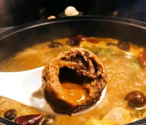 膈应是什么意思