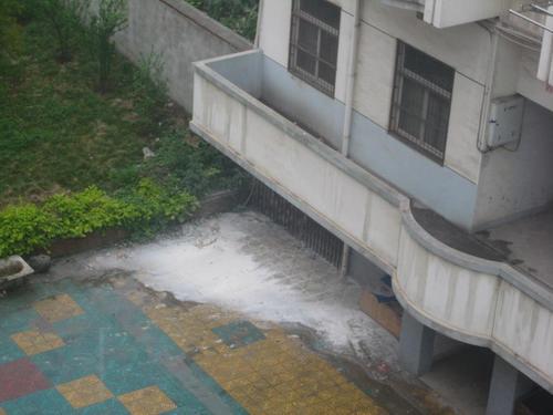 小区水管噪音扰民怎么办